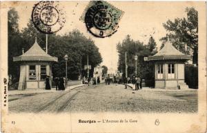 CPA BOURGES - L'Avenue de la Gare (634420)