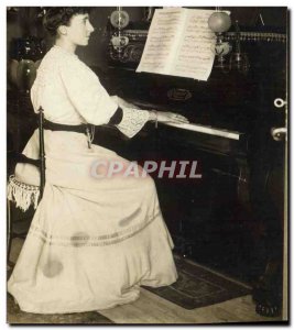 PHOTO CARD Piano Woman