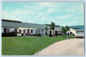 Prairie Du Sac Wisconsin Postcard Bluffview Courts Patio Apartments Homes 1960