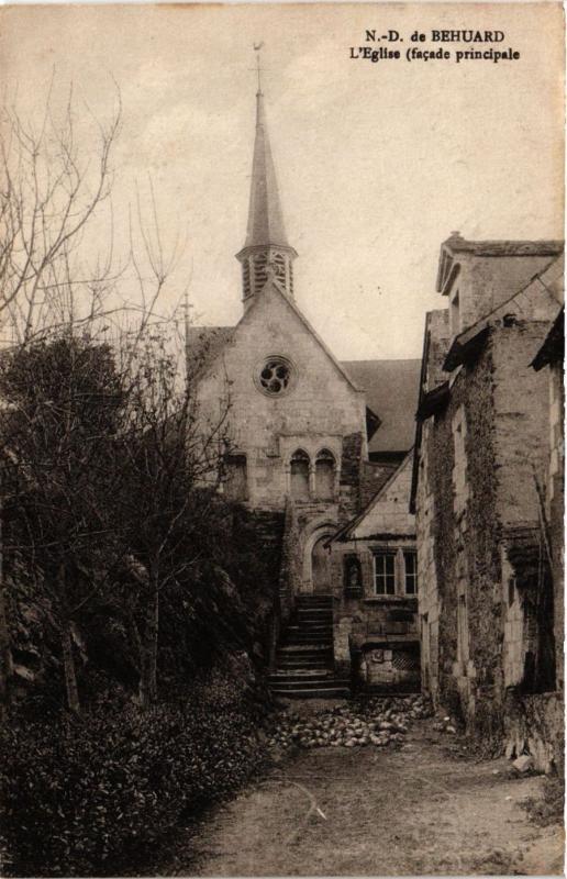 CPA N.-D. de BÉHUARD L'Église (facade principale) (253791)