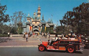 Disneyland, 1974, Sleeping Beauty Castle, Message, Magic Kingdom, ,Old Postcard