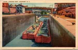 Postcard NY Lockport Barges Going Through the Locks Looking East LINEN C.1940 F9