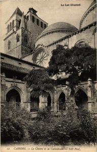 CPA Le Lot illustre CAHORS - Le Cloitre et la Cathédrale (224040)