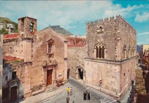 Italy Taormina Piazza Badia