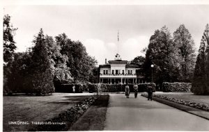 Sweden Linköping Trädgårdsförening Vintage RPPC 09.89