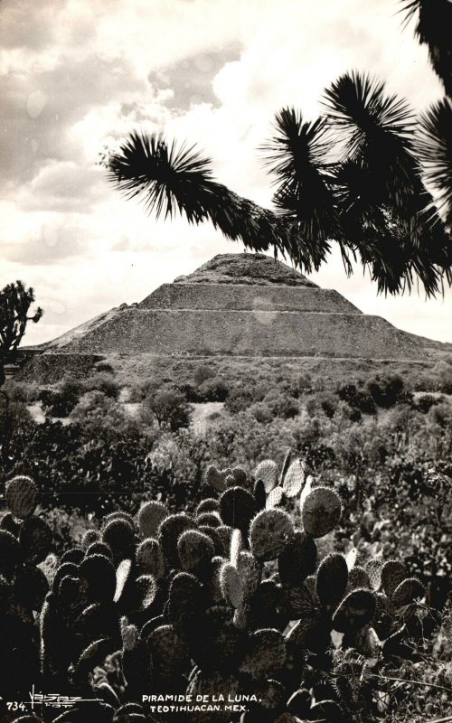 Vintage Postcard 1900's Pyramid Piramide De La Luna Teotihuacan Mexico City RPPC