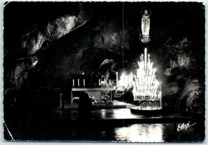 M-38926 La Grotte Miraculeuse by Night Lourdes France