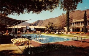 HOWARD MANOR Swimming Pool PALM SPRINGS, CA Roadside c1950s Vintage Postcard