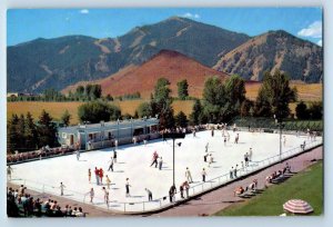 c1950 Union Pacific Olympic Size Skating Outdoor Sport Sun Valley Idaho Postcard