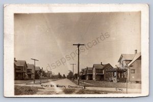 J87/ Crestline Ohio RPPC Postcard c1910 Wiley Street Homes  1573