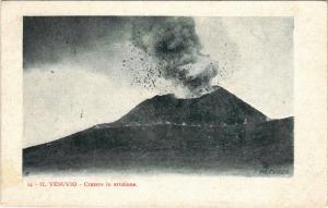 CPA IL Vesuvio Cratere in eruzione ITALY (800860)