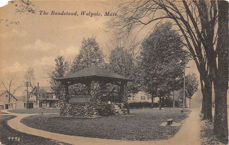 G45/ Walpole Massachusetts Postcard 1916 The Bandstand Park Homes