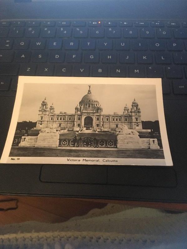 Vtg Postcard: Victoria Memorial, Calcutta India