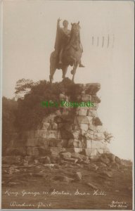 Berkshire Postcard - King George III Statue, Snow Hill, Windsor Park   RS28240