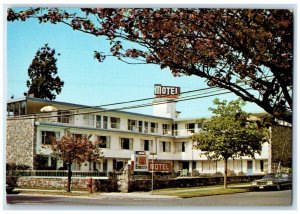 c1950's The Embassy Motel Victoria British Columbia Canada Vintage Postcard