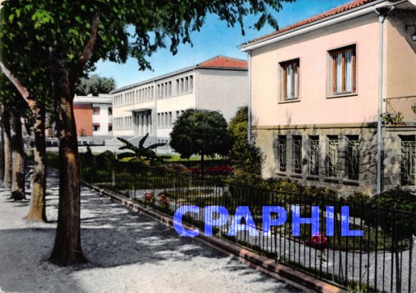 Postcard Modern CAMPOSAMPIERO
Viale Stazione e ScuolaMedia Statale