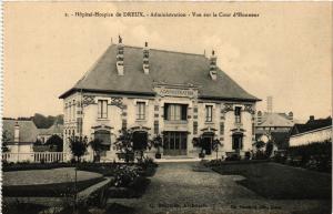 CPA Hopital-Hospice de DREUX - Vue sur la Cour d'Honneur (360093)