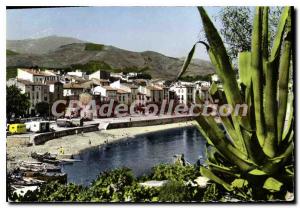 Modern Postcard Collioure A Corner Of The Beach And Du Faubourg