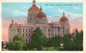 Vintage Postcard 1947 Owa State Capitol Building Landmark Des Moines Iowa EC Pub
