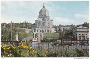 Saint Joseph´s Oratory of Mount Royal, Classic Car, Garden, MONTREAL, Quebec...