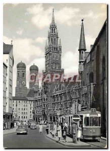 Postcard Modern Muenchen Blick auf das Rathaus und Frauenkirche