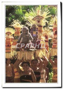 Postcard Modern Women Bali Offering Bearers a desire to reconcile the divine ...