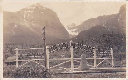 Canada Alberta British Columbia The Great Divide Real Photo