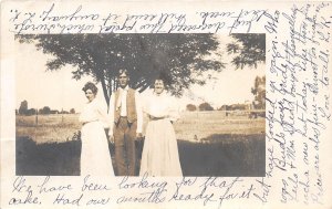 J68/ Fresno California Postcard RPPC c1910 Well-Dressed People  171