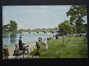 London HYDE PARK Serpentine Bridge - Old Postcard by P.P. & P. Co of Croydon