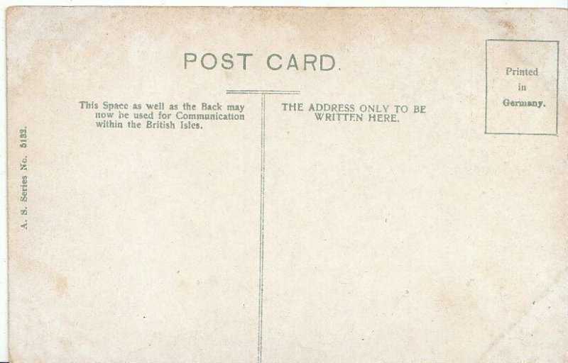 Middlesex Postcard - Lion Gates - Hampton Court Palace   2278