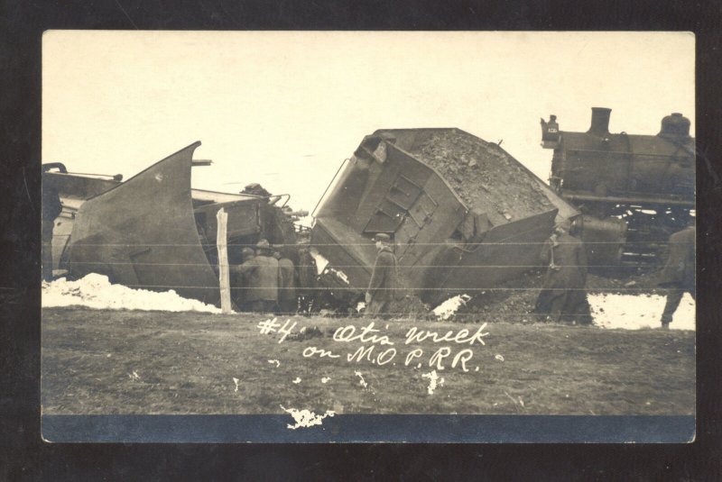 RPPC OTIS KANSAS MISSOURI PACIFIC RAILROAD TRAIN WRECK @4 REAL PHOTO POSTCARD