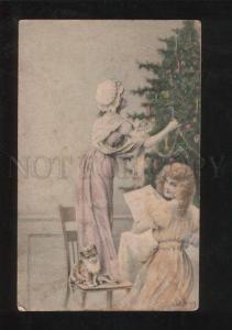 3068263 X-MAS Ladies w/ KITTEN by WICHERA old VIENNE RPPC