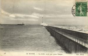 CPA Le HAVRE - La Jetée nord par gros Temps (201134)