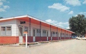 Sioux City, IA Iowa  BEL-AIRE MOTEL 50's Car ROADSIDE  Vintage Chrome Postcard