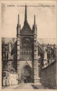 CPA AMIENS Cathedrale Portail de la Vierge Doree (117254)