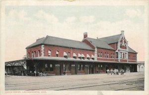 c1910 Leavenworth Kansas Union Railroad Depo Valentine Souvenir Postcard 26-260