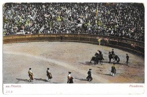 Mexico Picadores unused, undivided back Postcard, Bull Fighting