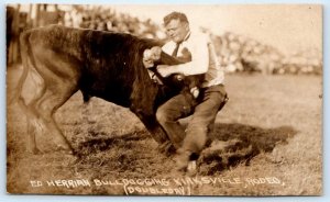 RPPC KIRKSVILLE RODEO, Missouri MO ~ ED HERRIAN Bulldogging - Doubleday Postcard