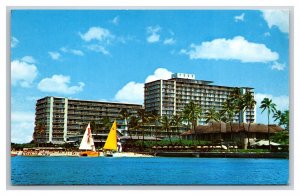 Reef Hotel Waikiki Beach Honolulu Hawaii HI Chrome Postcard S25