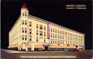 Linen Postcard Hotel Lindell 13th and M Streets in Lincoln, Nebraska