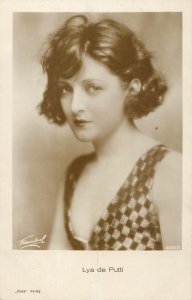 Postcard cinema film star beauty actress Lya de Putti