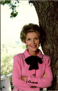 Vtg Pacific Palisades California CA Nancy Reagan at Home 1980 Political Postcard