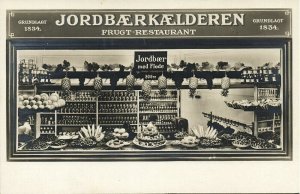denmark, COPENHAGEN, Jordbærkælderen Strawberry-Cellar (1930s) RPPC Postcard