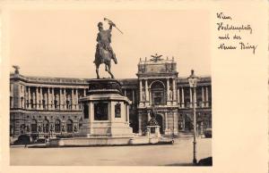 BR52115 Helchenplatz mit der neen burg Wien      Austria