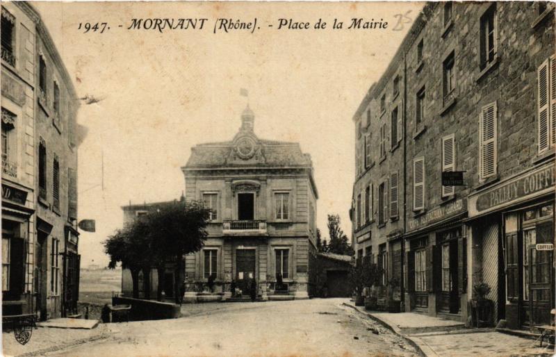 CPA  Mornant - Place de la Mairie  (692835)