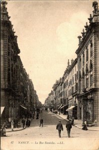 VINTAGE POSTCARD STREET SCENE AT STANISLAS ROAD NANCY FRANCE c. 1915