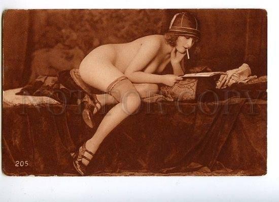 128984 Smoiking NUDE Woman READING Vintage PHOTO NOYER #205 PC