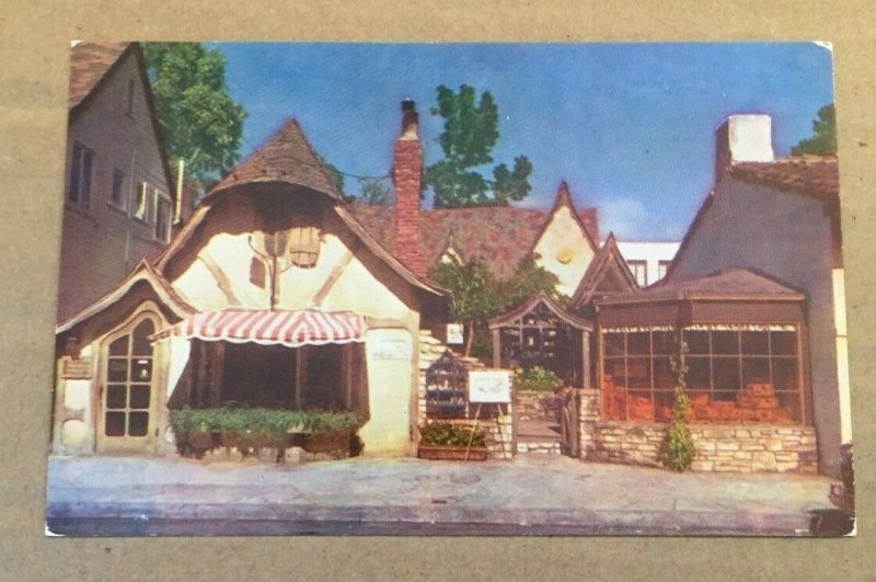 VINTAGE UNUSED POSTCARD - FAIRY TALE COURT, ALICE IN WONDERLAND, CARMEL, CALIF