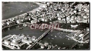 Modern Postcard St Jean de Luz (Pyrenees Basses) the fishing port