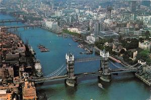 uk34318 aerial view of tower bridge and city of london uk